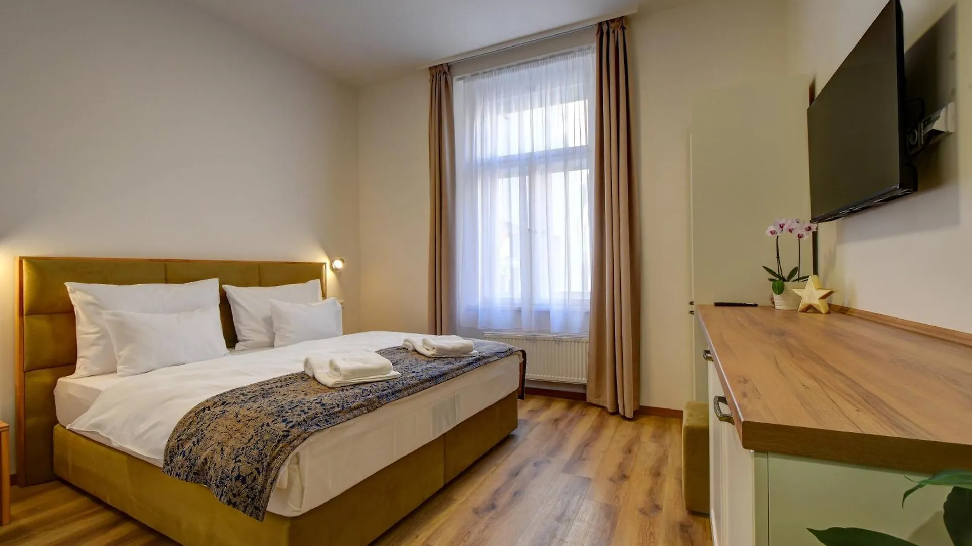Hotel Karlova Prague