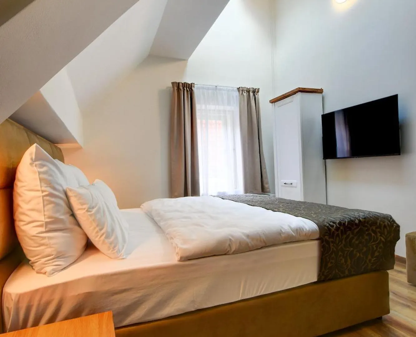 Hotel Karlova Prague