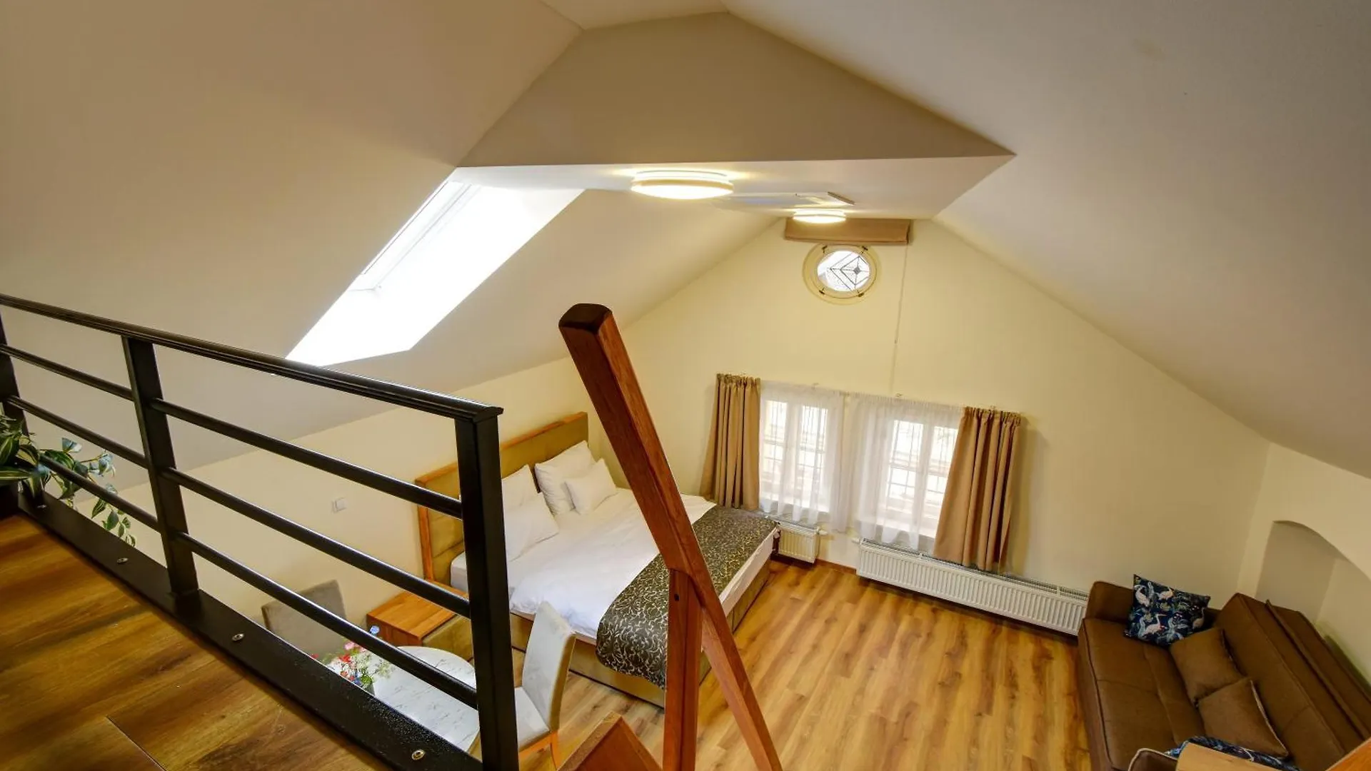 Hotel Karlova Prague