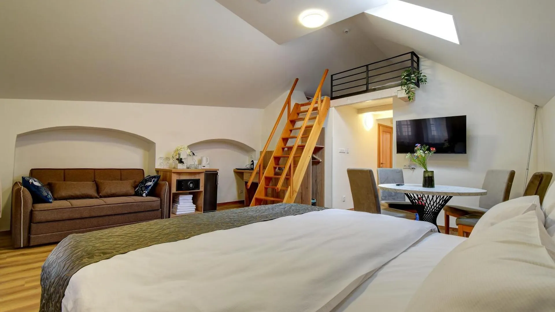 Hotel Karlova Prague 4*,  Czech Republic