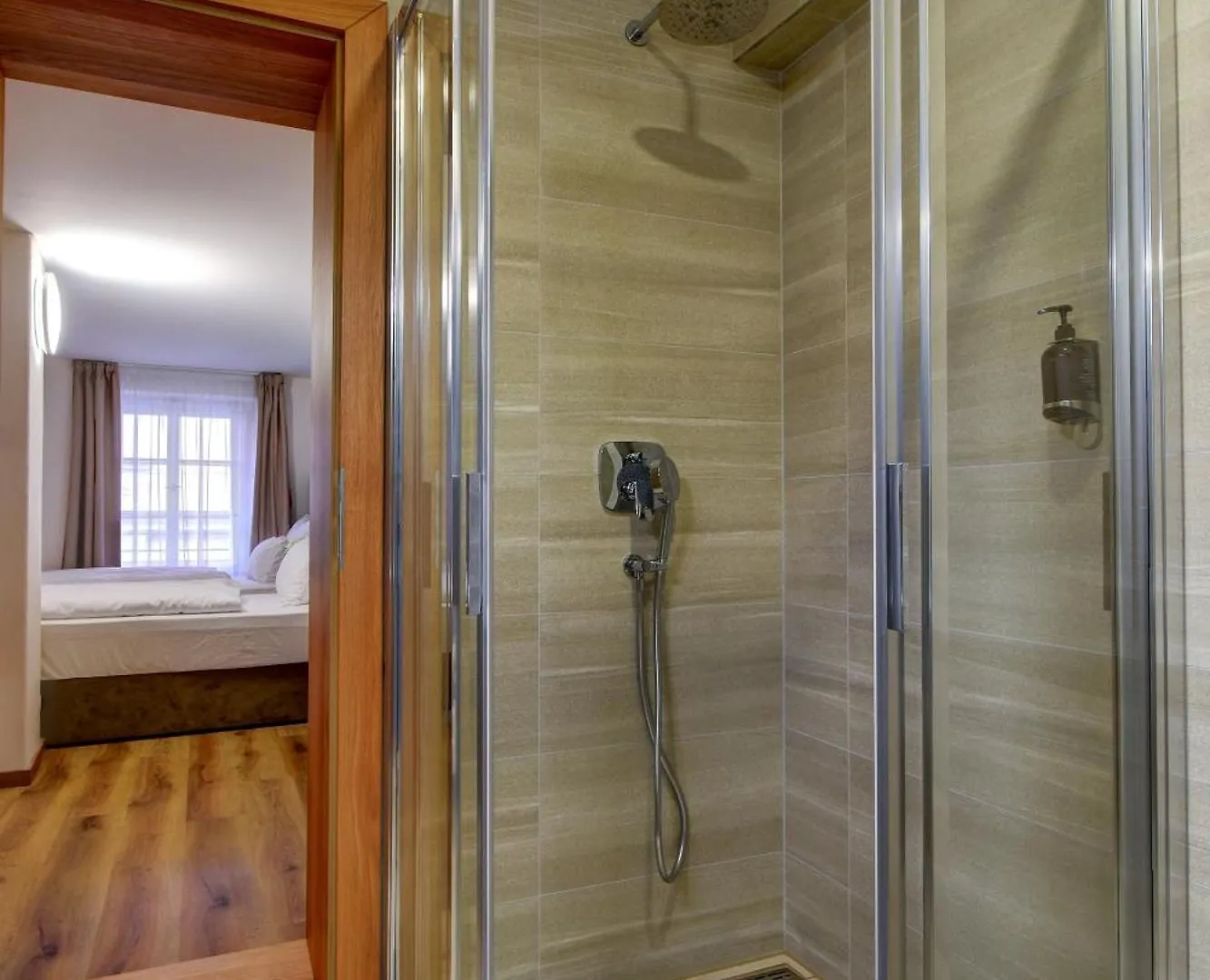 Hotel Karlova Prague