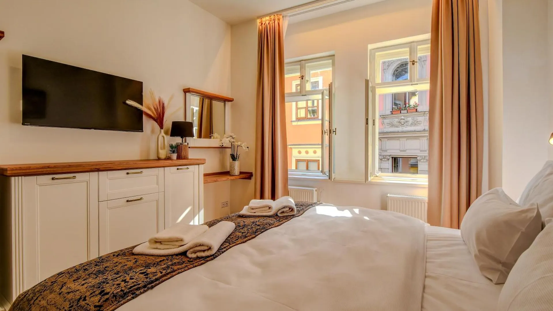 Hotel Karlova Prague
