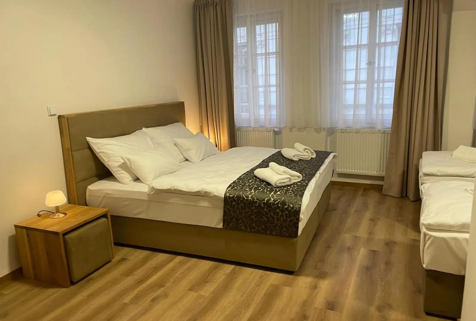 ****  Hotel Karlova Praga Repubblica Ceca