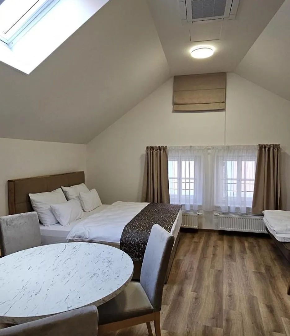 Hotel Karlova Πράγα 4*,  Τσεχία